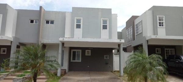 VENTA DE CASA EN URBANIZACIÓN PH VICTORIA – BRISAS DEL GOLF NORTE