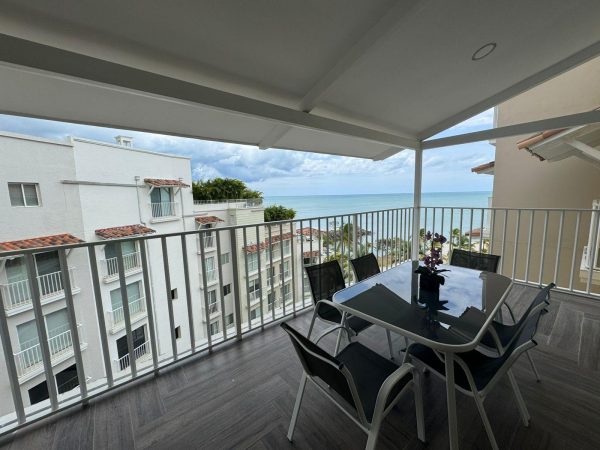 VENTA DE RESIDENCIA DE LUJO CON TERRAZA Y VISTAS AL MAR – BUENAVENTURA