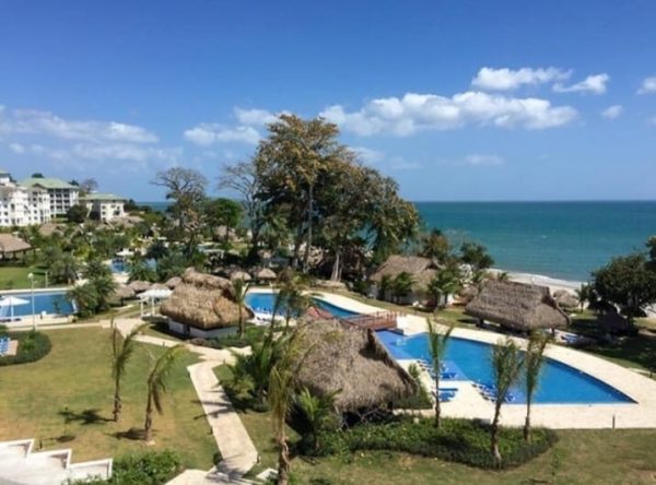 FRENTE A LA PLAYA – APARTAMENTO DE 264 M2 – PH BIJAO – SANTA CLARA -COCLÉ