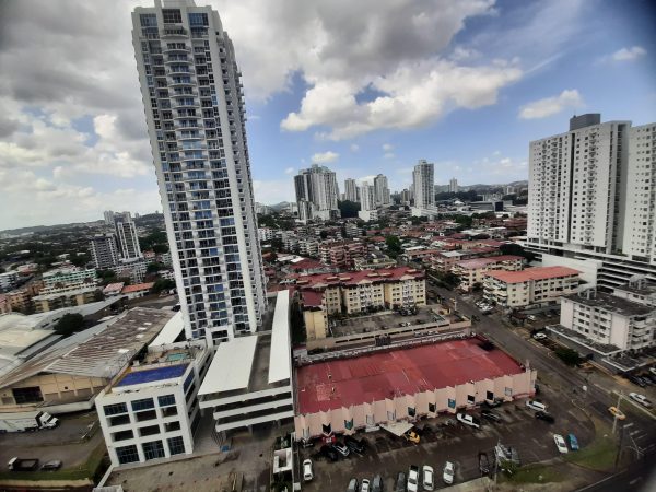 VENTA DE APARTAMENTO EN PH PREMIUM – VIA ESPAÑA-CON TASA DE 5.85%