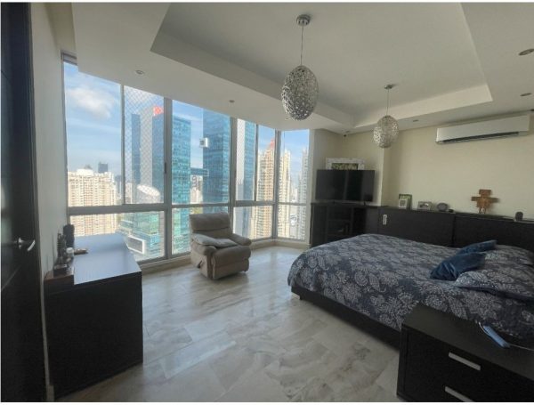 VENTA DE APARTAMENTO EN PUNTA PACIFICA CON VISTA AL MAR