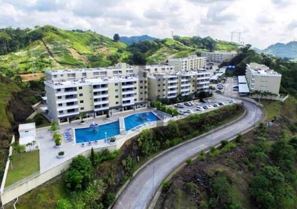 APARTAMENTO EN PH ALTAMIRA GARDEN 150M2