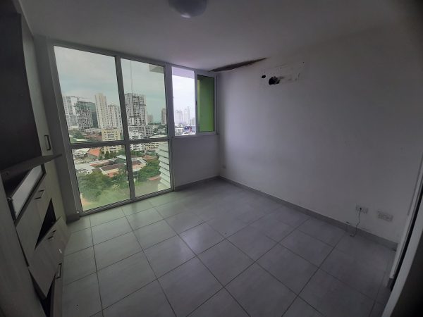 VENTA EN APARTAMENTO EN VIA ESPAÑA PH METROPOLITAN PARK 81 M2